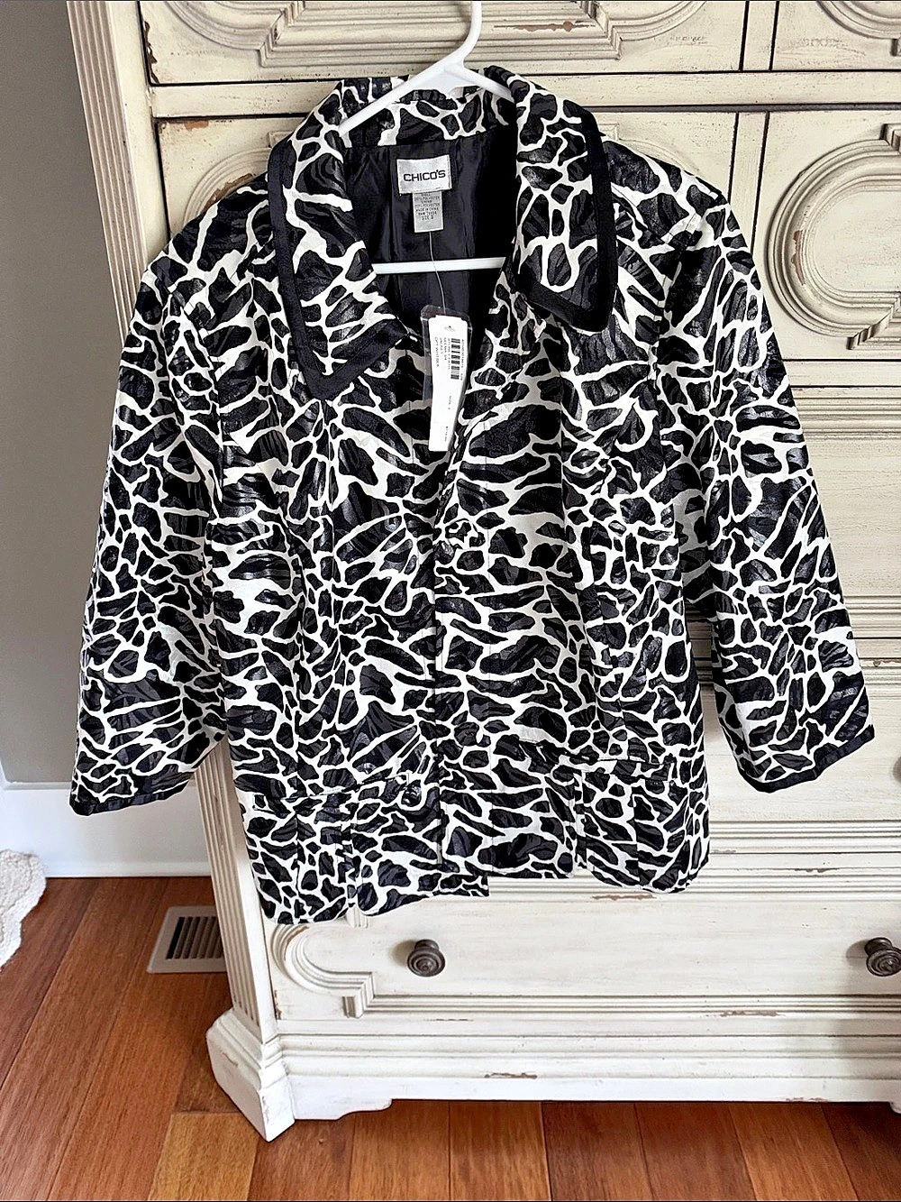 Chico's Stone Eye Patch Jacket Animal Print Jacket Black & White Size 3 NWT